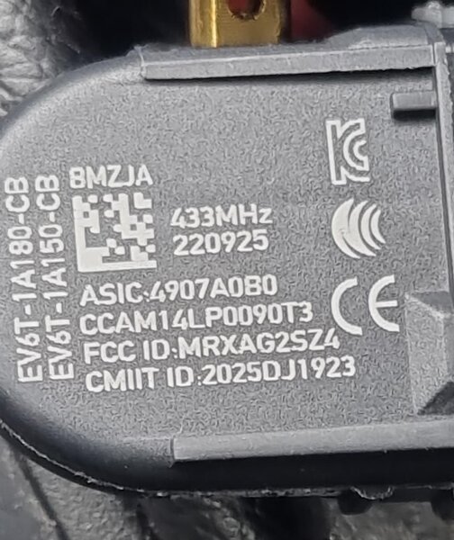 Senzor TPMS presiune roata Ford 2562276 / EV6T-1A180-CB